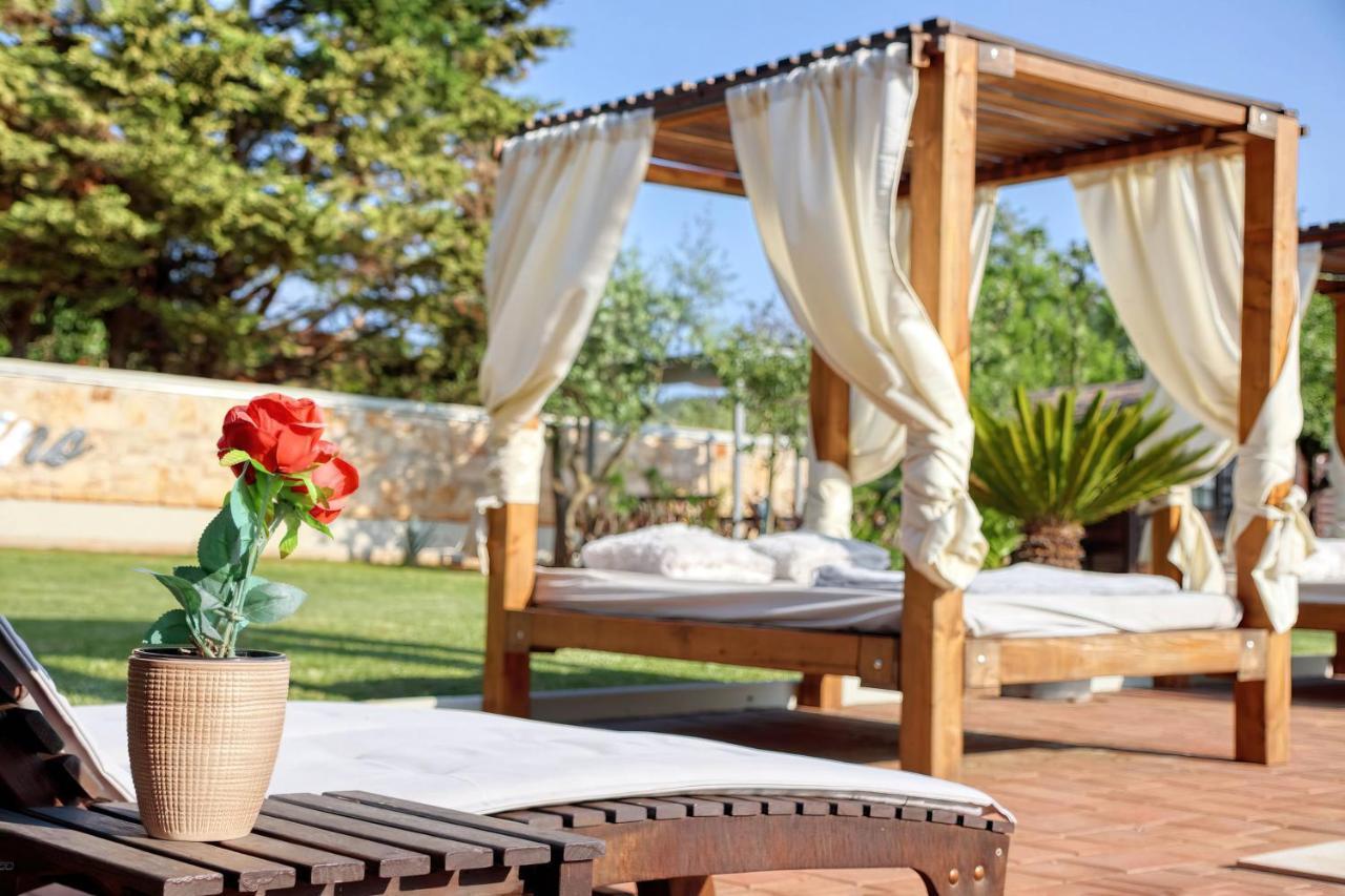 Holiday Home Giardino Marino Pomer Exterior photo